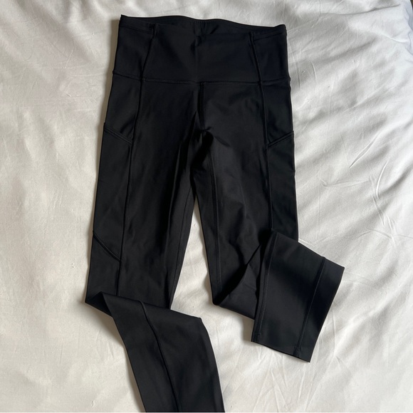 Lululemon Wunder Train leggings with pockets - Picture 3 of 5